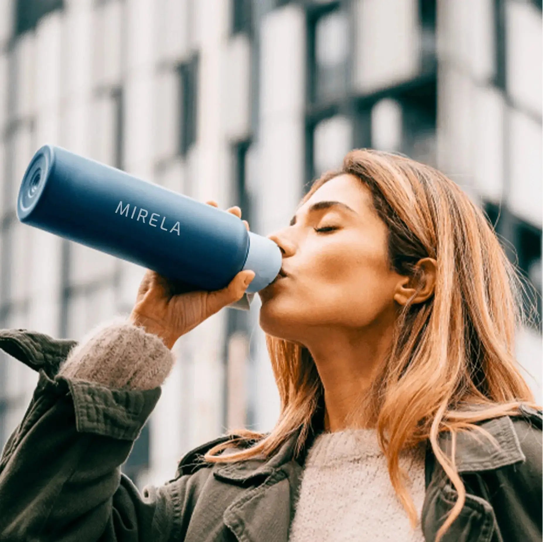 Thermos with temperature indicator